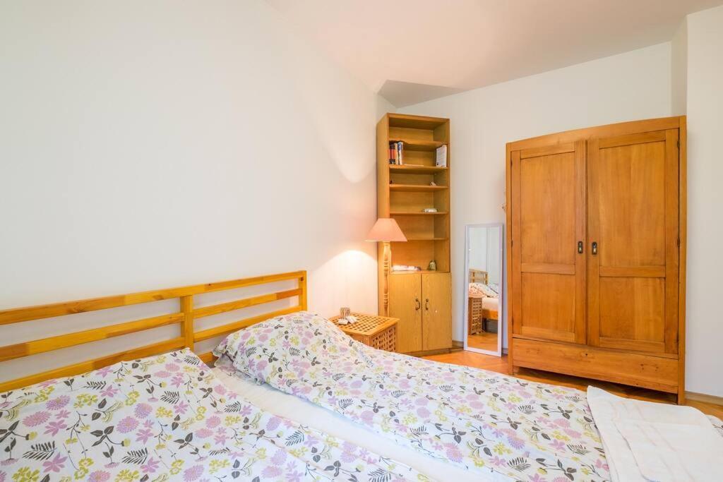 Beautiful Flat In Central Location By Flat Mаnager София Екстериор снимка