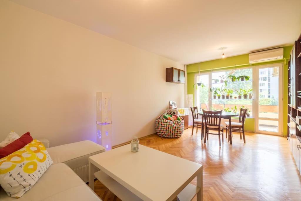 Beautiful Flat In Central Location By Flat Mаnager София Екстериор снимка