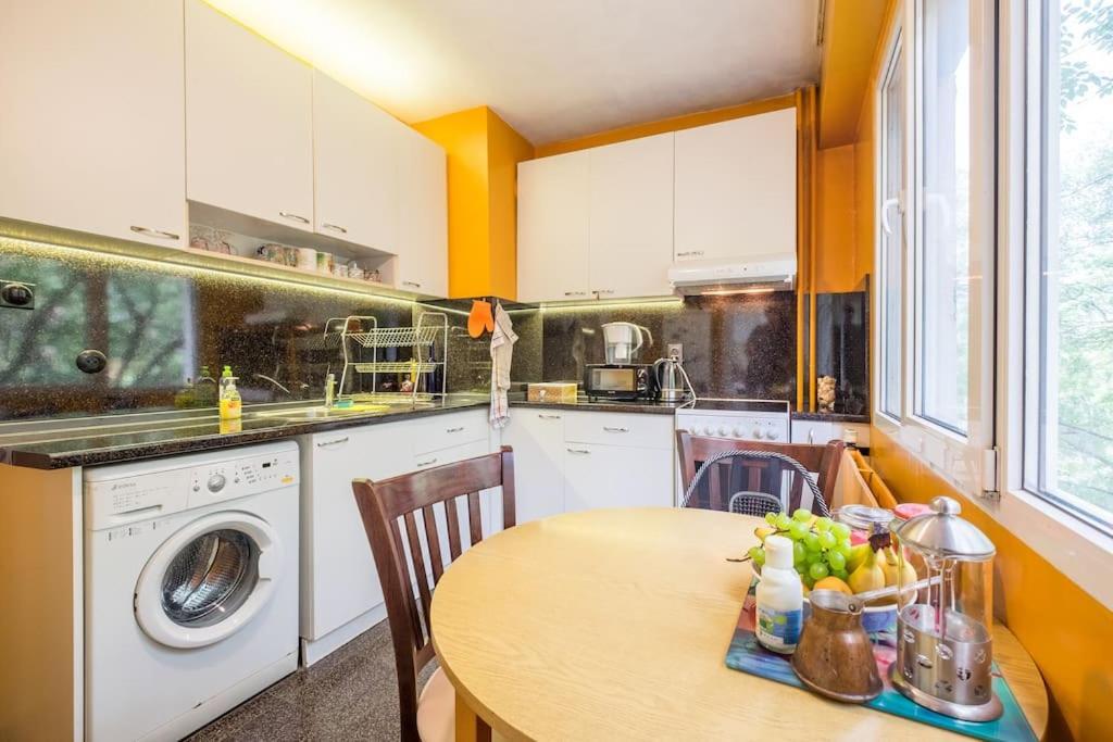Beautiful Flat In Central Location By Flat Mаnager София Екстериор снимка